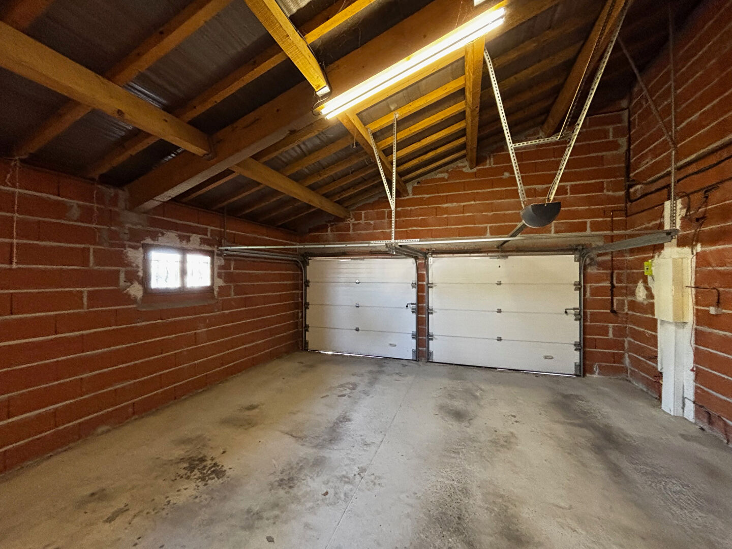 
GRENADE  au calme T5 128m²

